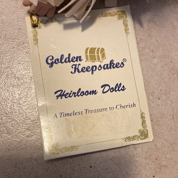 Golden keepsakes Heirloom Dolls | Native American 2 dolls - Picture 2 of 6